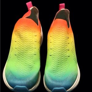 EUC..Womens Skecher Bobs Memory Foam slip on . Size 9